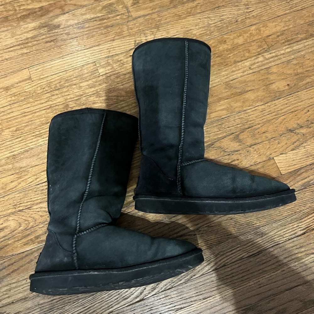 UGG CLASSIC TALL Boots
